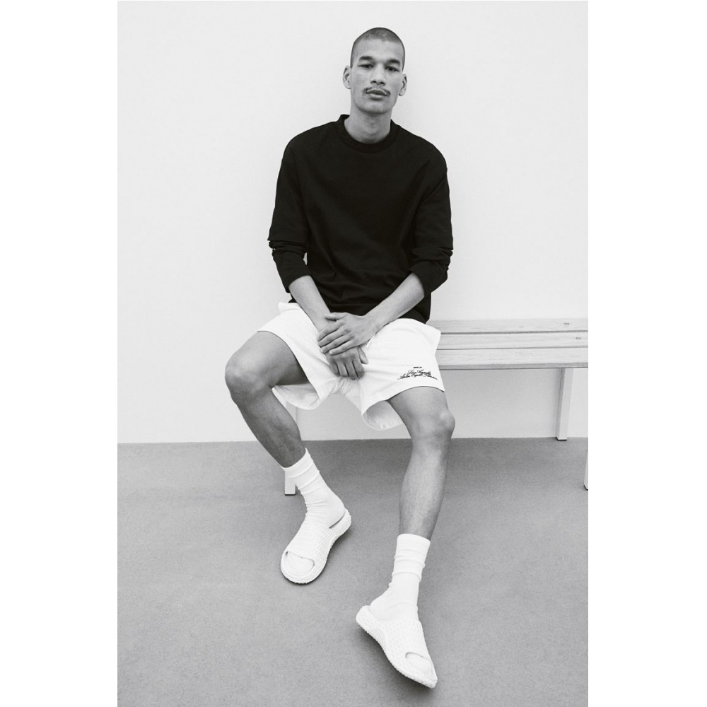 H&M レギュラーフィットメッシュショーツホワイト 6,117円