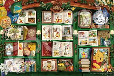 他サイト： エポック社 1000ピース ジグソーパズル ディズニー Bookshelf/Winnie the Pooh (ブックシェルフ/くまのプーさん） パズルデコレーション コラージュ （50×75cm） 9の商品画像