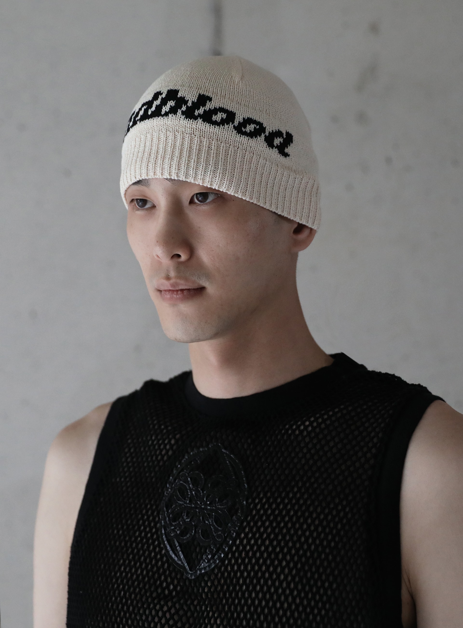 【BADBLOOD】 SIGNATURE LETTERING LIGHTWEIGHT KNIT BEANIE : CREAM