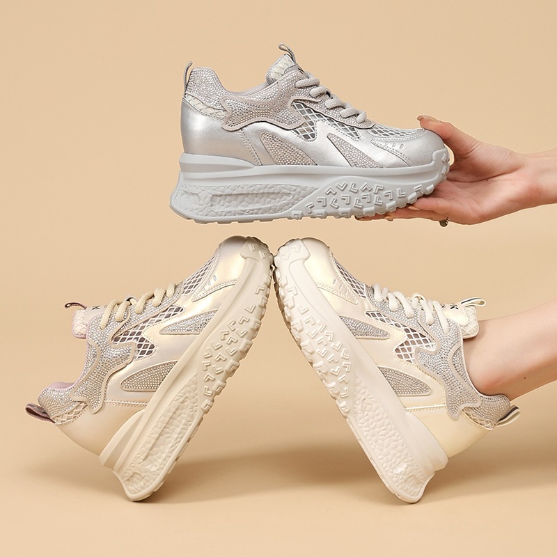 女性用秋と夏の新作メッシュ通気性軽量カジュアルシューズ厚底ハイテクスポーツシューズ人気売れ筋ダッドシューズ