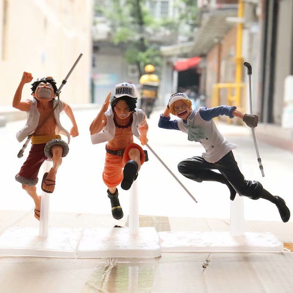 Qoo10] 不祥者海賊団3モデル 海兵三兄弟 ルフィ