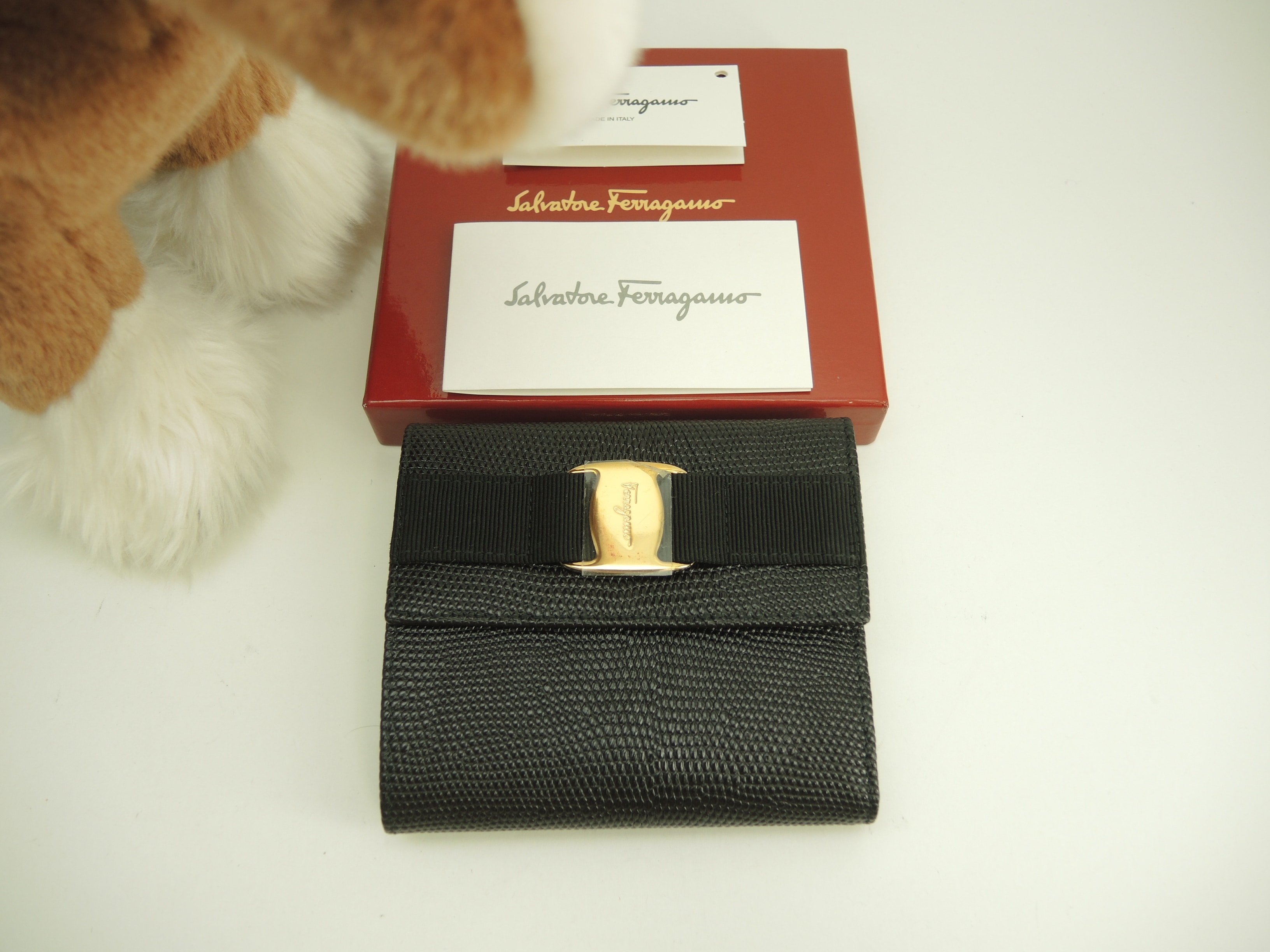 コンパクトウォレット ヴァラ レザー黒 Wホックがま口財布 新品@IK-22-0141