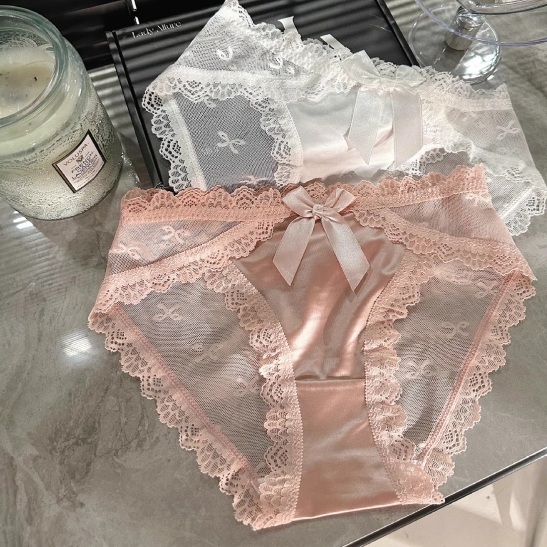 【1点ご購入 で10点プレゼントいたします】レトロな蝶のサテンレースパンツ裸感無痕ローウエストコットン股間クロス軽熟ハーフパンツ