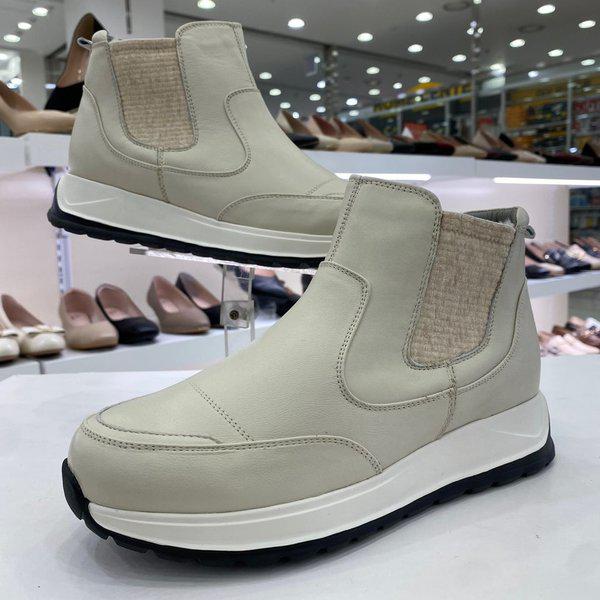 女性軽量ファーセミカジュアルブーツ YACWSB6O2IV HSIS1A GN