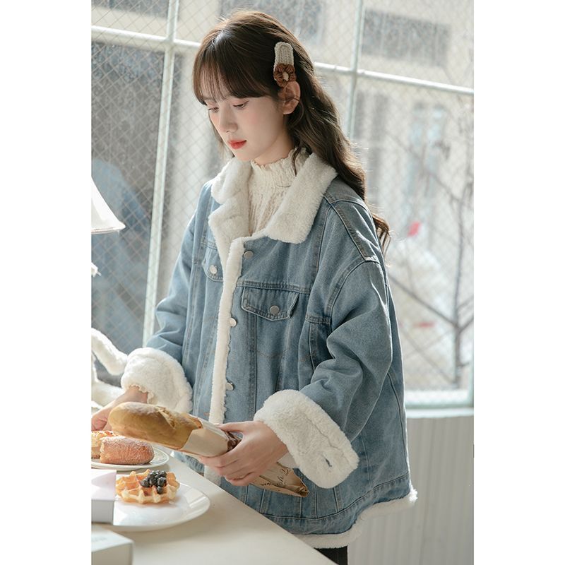 冬の女性用リバーシブルブルーデニムジャケットファッショナブルでシックなデザイン暖かいベルベットトップデニムジャケット