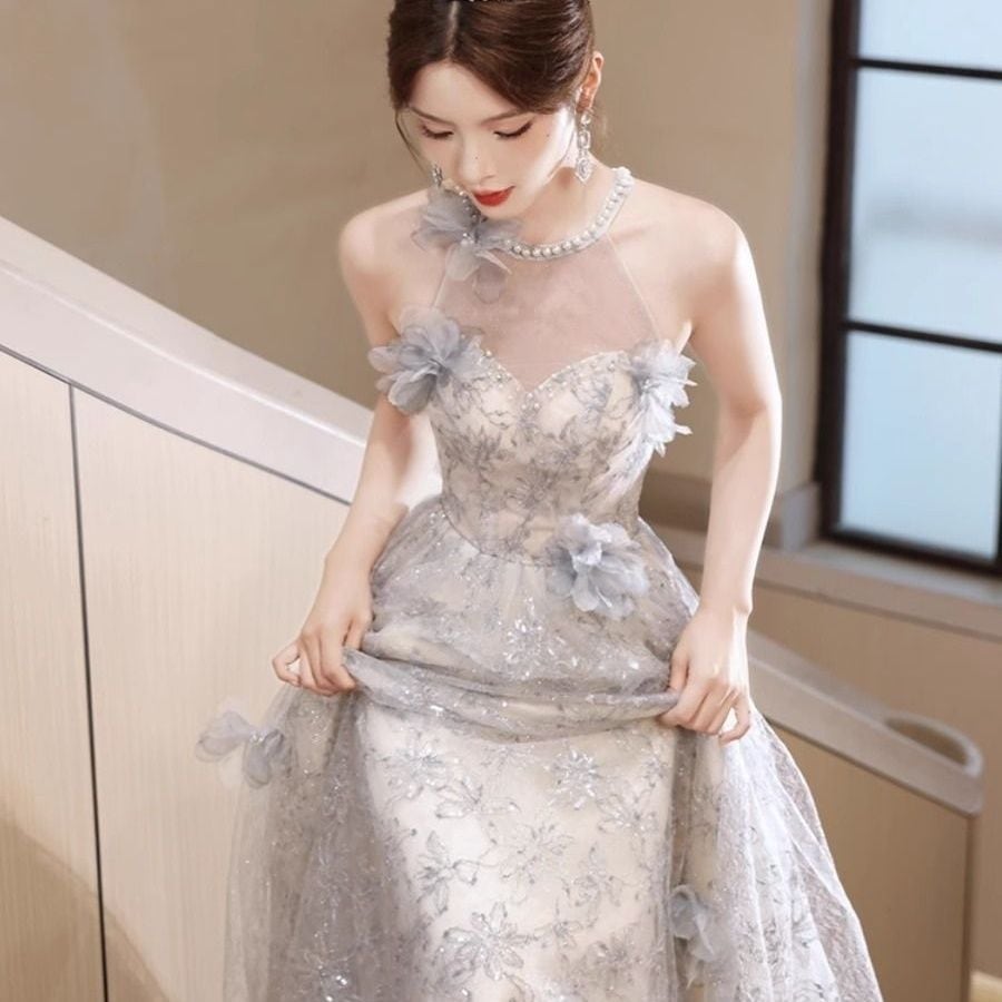 挂脖晚礼服裙高端轻奢小众2025声乐艺考主持晚宴主持人高级感