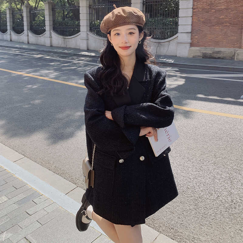 黒い小さい香りがよい風のスーツのジャケット女性大きいサイズのダブルブレストの気質のカジュアルなスーツの2024秋の新しい設計感覚