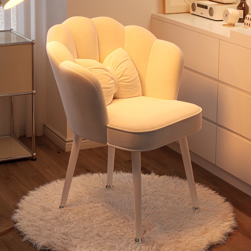 化妆椅家用女生卧室梳妆台椅子花瓣椅化妆凳轻奢美甲椅靠背梳妆凳 5,075円