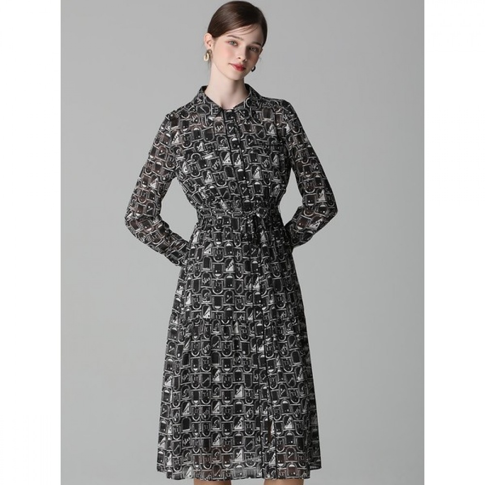 (Shes Miss) 官能柄ベルト付きワンピース (価格:368,000ウォン)