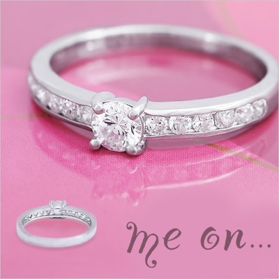 me on... プラチナ Pt900 Eternite 天然ダイヤモンドリング 発送目安：２３週間