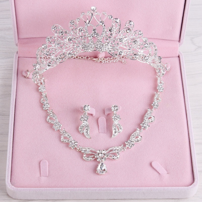 ウエディングアクセサリーブライダル3点セットネックレ+ピアス+王冠キラキラストーン３点セット花嫁用結婚式パーティーイベントティアラ