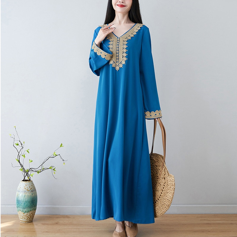 ワンピース フレアワンピース ワンピドレス ロング丈 マキシ丈 長袖 萌袖 Vネック フレア セミフレア ワイド 刺繍 大人可愛い シンプル カジュアル おしゃれ お洒落 アジアン エスニックその他 ワンピース・ドレス