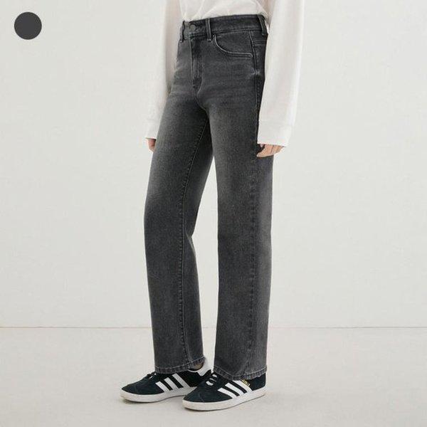 女性グレースストレート_K YP3D9140