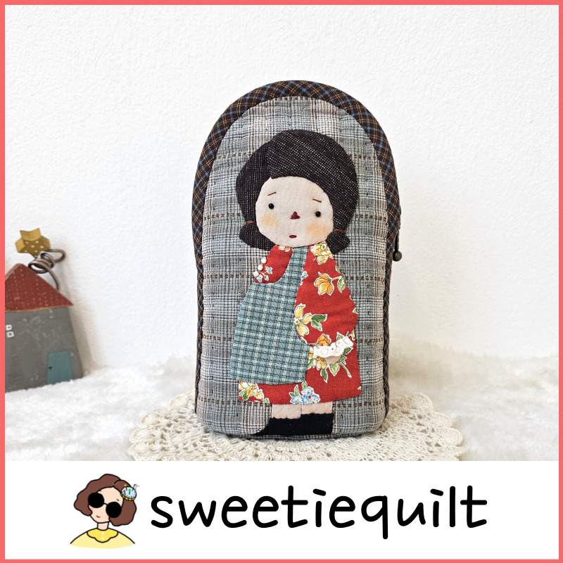 【sweetiequilt】 オーダーメイド　100％手作り　ボンソン 筆箱ポーチ 韓国大人気　恋人プレゼント　ハンドメイド　お出かけ　デイリーバック キルティング／キルト／手作り／記念日プレゼント