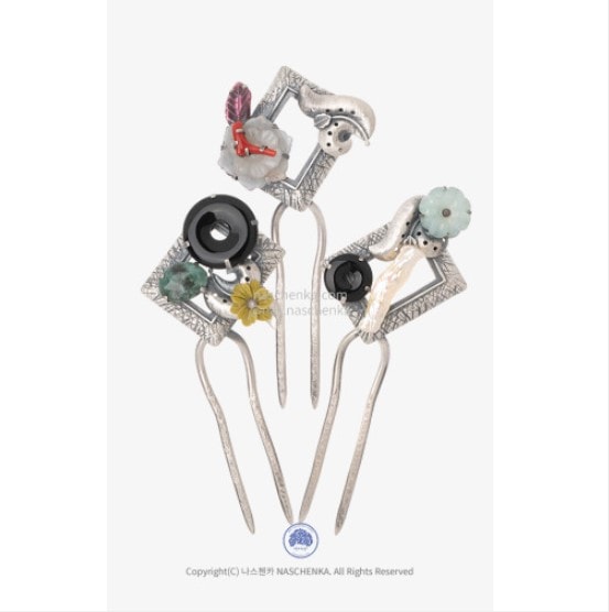 翡翠 サンゴ エメラルドsilver ヘアピン