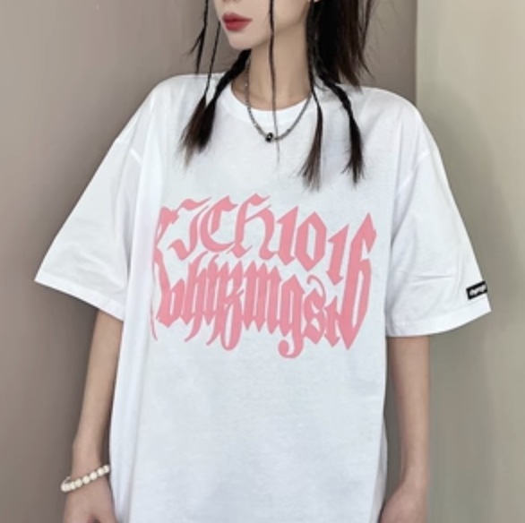 トップス デート Tシャツ カットソー 袖あり 半袖 かわいい 大人可愛い きれいめ シンプル カジュアル 大人 上品 おしゃれ お洒落 主役級 存在感 夏 冬 オールシーズン 10代 20代 30代