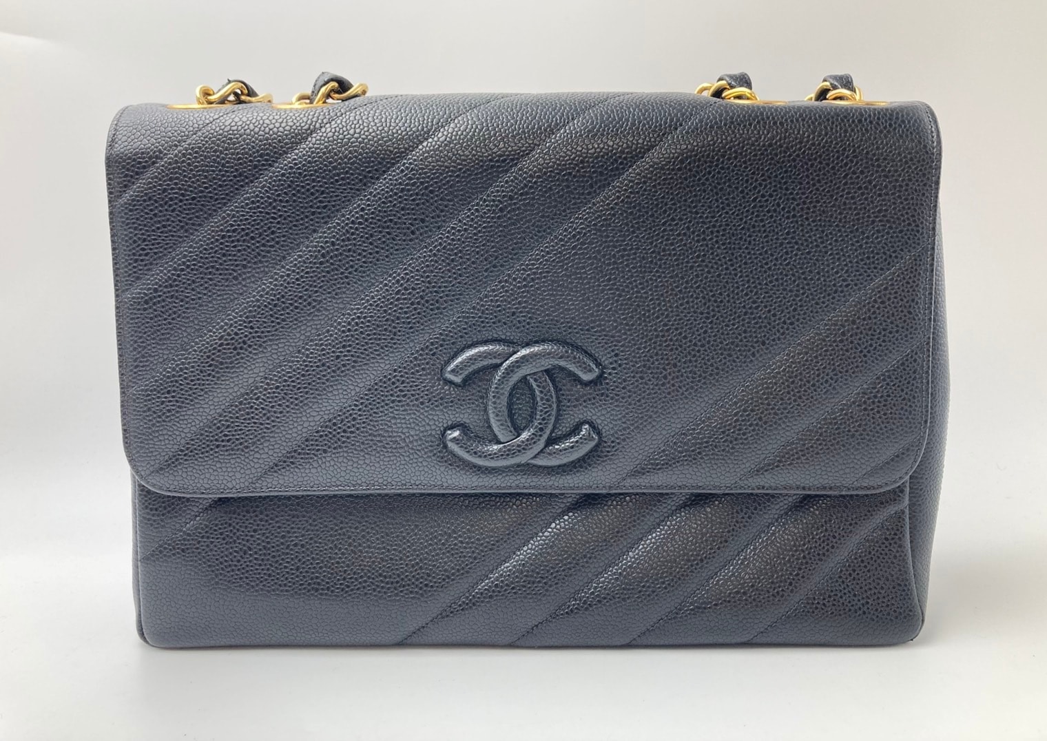 CHANEL　シャネル　ココマーク　バイアスステッチ　ショルダーバッグ　ゴールド金具　キャビアスキン