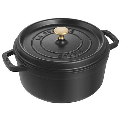 他サイト： 【最大30日間お試し対象】 staub ストウブ 「 ピコ ココット ラウンド ブラック 22cm 」 両手 ホーロー 鍋 IH対応 【シリアルナンバー付き日本正規販売品】 La Cocotte Roの商品画像