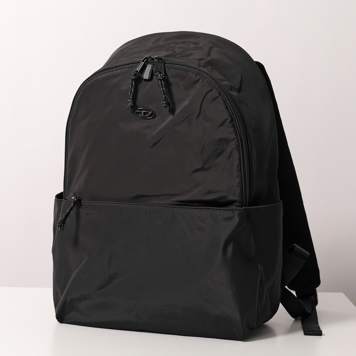 DIESEL ディーゼル バックパック D-PACK X10309 P8166 メンズ レディース ポリエステル サテン リュック オーバルD ロゴ 鞄 T8013