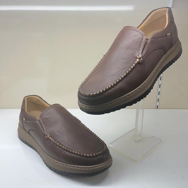 男性用ソフトで軽量なセミコンフォートローファー YAEFHL142