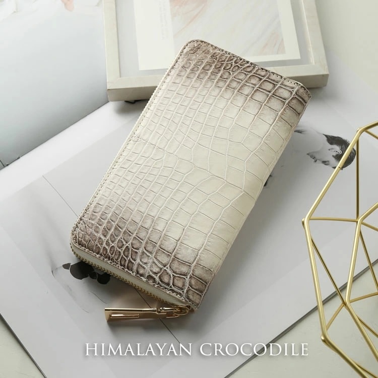 ヒマラヤクロコダイル ラウンドファスナー 長財布 レディース 一枚革 センター取り 財布 プレゼント ギフト 鰐 ワニ わに 鰐革 本革 サイフ 春財布 高級 白 ホワイト (06001843r)