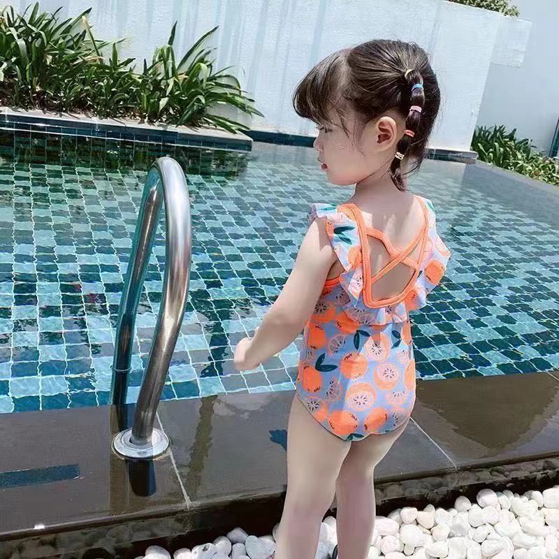 女の子のワンピース水着夏新型水着赤ちゃんの子供のお姫様の海辺で泳ぐ