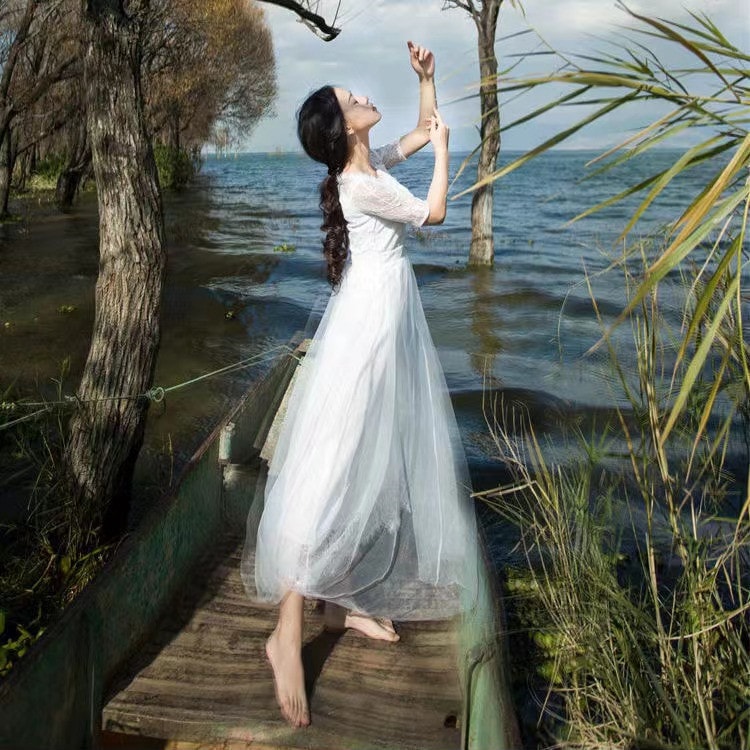 マキシワンピース リゾート レディース ハワイ ワンピース 白 Aライン ロング ビーチワンピ 半 5,423円