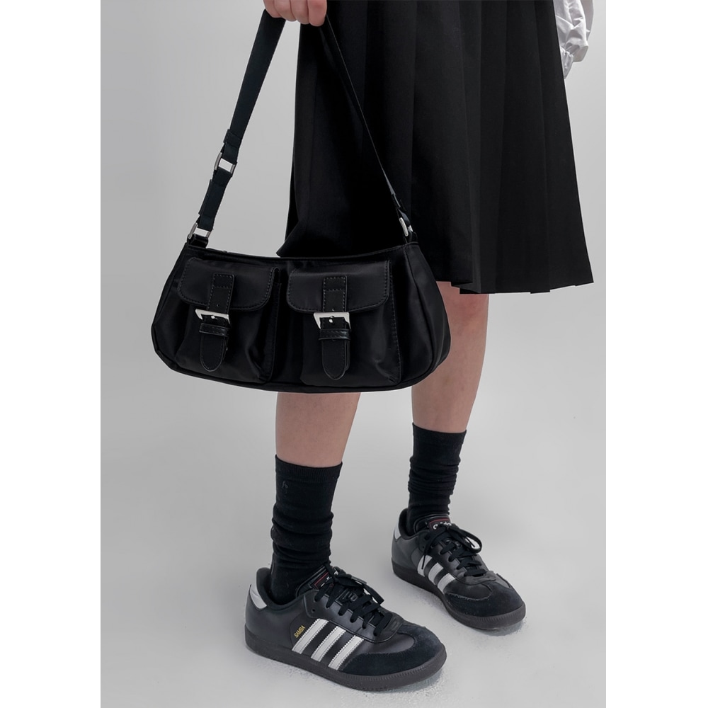 ブラックアップ [2,000個販売] [MADE] ポーポーツーポケットショルダーバッグ