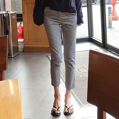 新品掲載！パンツ レディース ストレート 個性的 タイト 細身 クロップド丈 ギンガムチェック 柄 黒 S M L XL 2XL 春 夏 秋 カジュアル シンプル きれいめ 大人可愛い クール フェミ