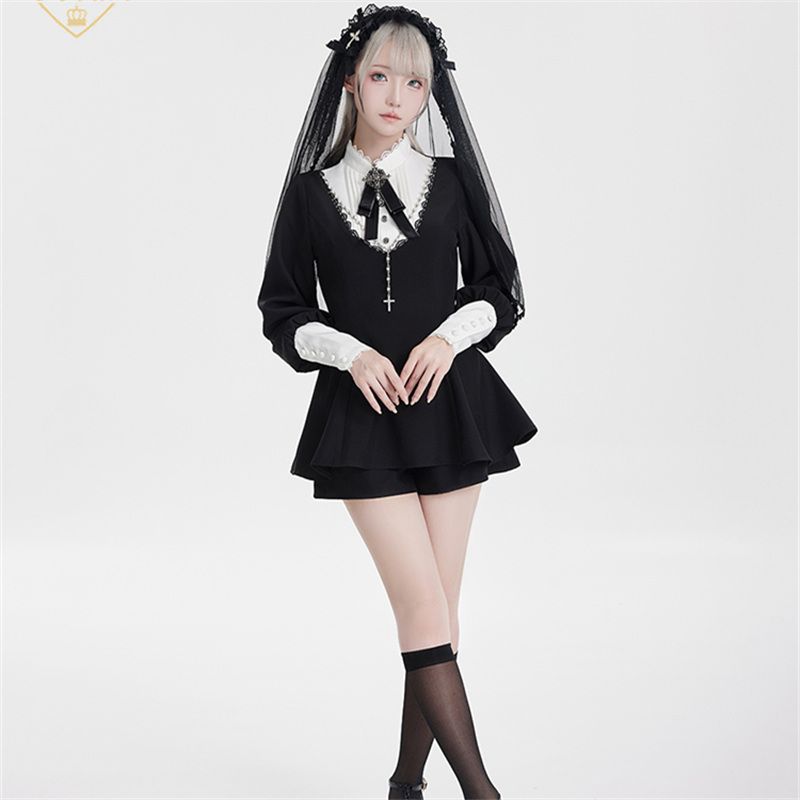 修道女スーツの女の子白黒/ストライプマトンレッグスリーブ
