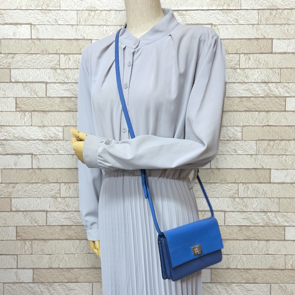 プラダ サフィアーノ ショルダーバッグ レザー BT1020 ブルー PRADA 中古