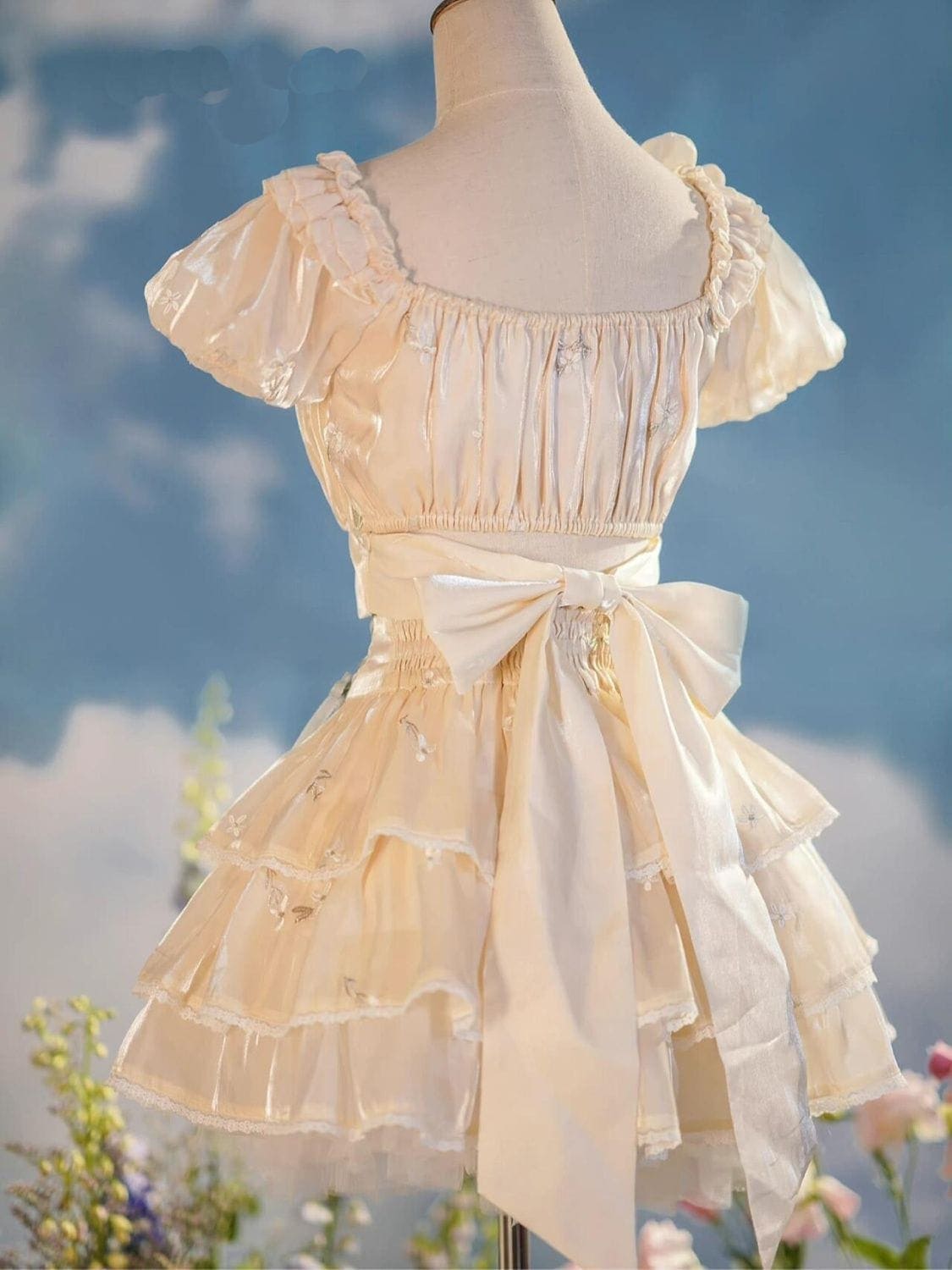 ロリータ フリル バレエ風 背中を見せる リボンの上着 バースデードレス セットロリータ ロールプレイング