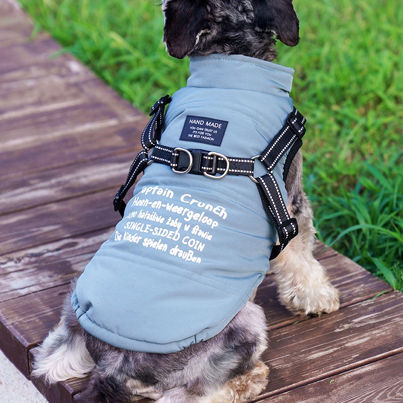 超人気 ハーネス付き ペット服 犬 犬服 ジャケット 冬服 フード付き 防寒 あったか 犬の服 コート 中綿入り 裏ボア 小型犬 中型犬 おしゃれ お出かけ 5,020円