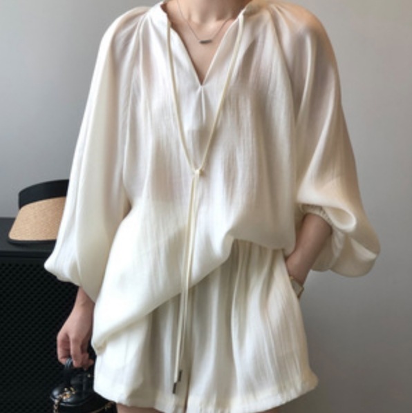 トップス ボトムス パンツ デート シャツ ブラウス カットソー ショートパンツ ショート ショート丈 袖あり 長袖 かわいい 大人可愛い きれいめ シンプル カジュアル 大人 上品 おしゃれ お洒落