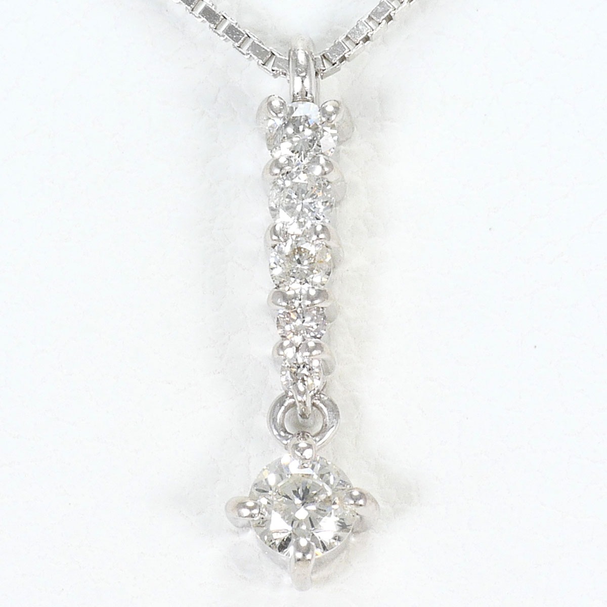 K18 18金 WG ホワイトゴールド ネックレス ダイヤモンド 0.20ct 総重量約2.5g 約45cm ジュエリー 中古
