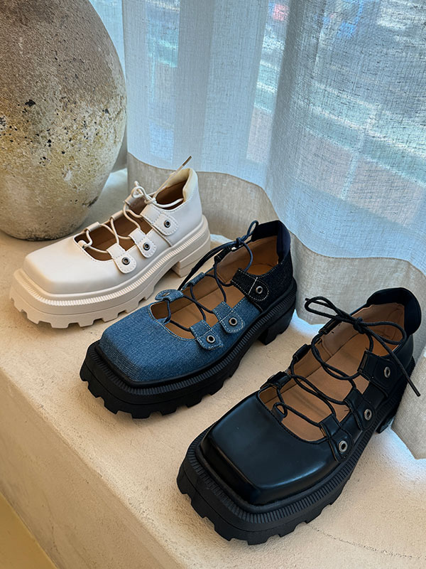 Amelia Squaretoe ストラップ プラットフォームローファー