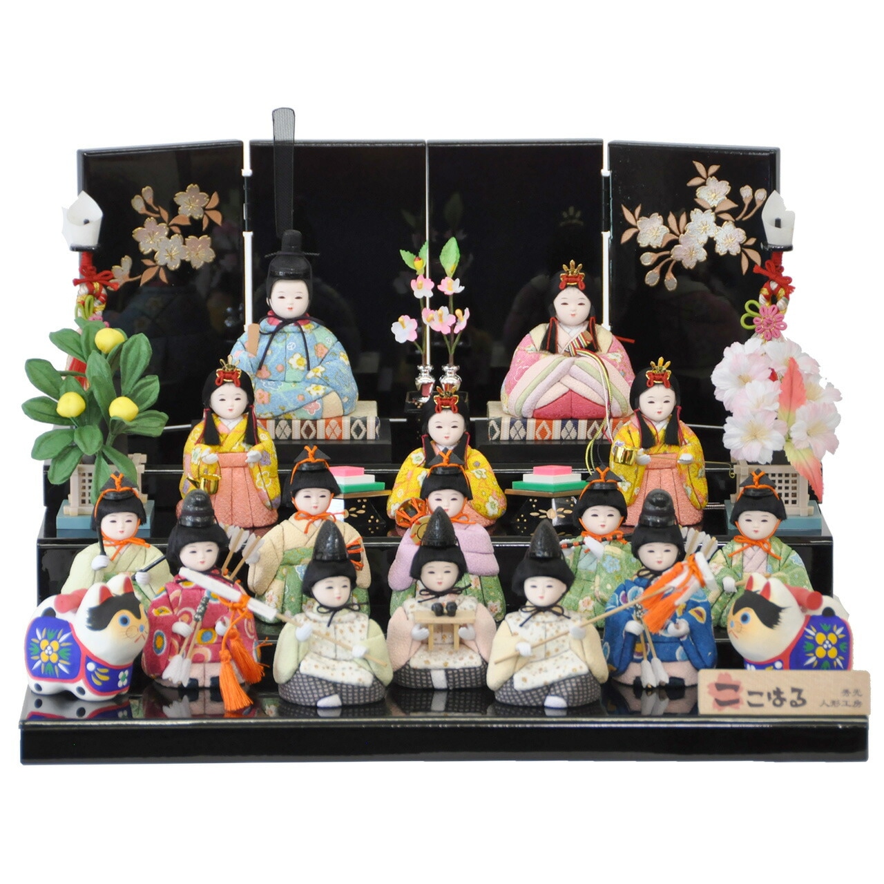 雛人形 ひな人形 お雛様 おひなさま かわいい 手作り 2025年 新作 秀光 限定品 送料無料 コンパクトミニ 初節句 ひな祭り 木目込み 段 十五人 15人 ここはる 心春 男雛 女雛 狛犬 こま