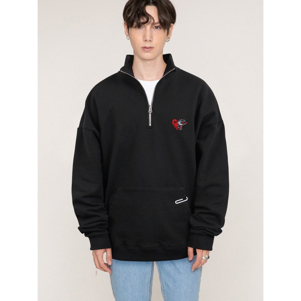 GRAVER ハートスネーク刺繍ハーフジップマンツーマンブラック