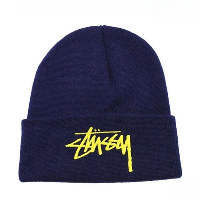 ★美品★ stussy ニット帽　オウム柄　ステューシー STUSSY - 新品ステューシー・ビーニー帽ニット帽 黒 男女OK