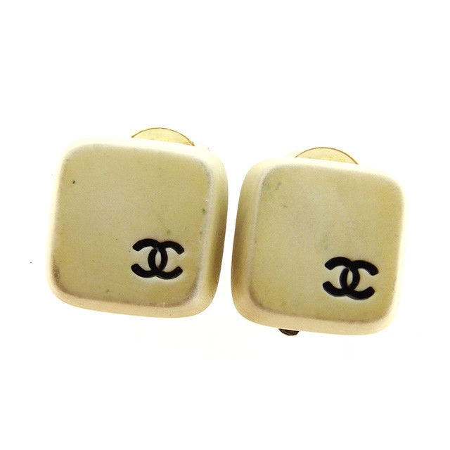 イヤリング アクセサリー ココマーク ホワイト ブラック 中古