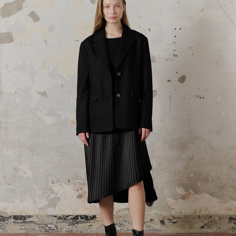 르샌드 새틴 플리츠 비대칭 헴라인 져지 패치워크 니트드레스