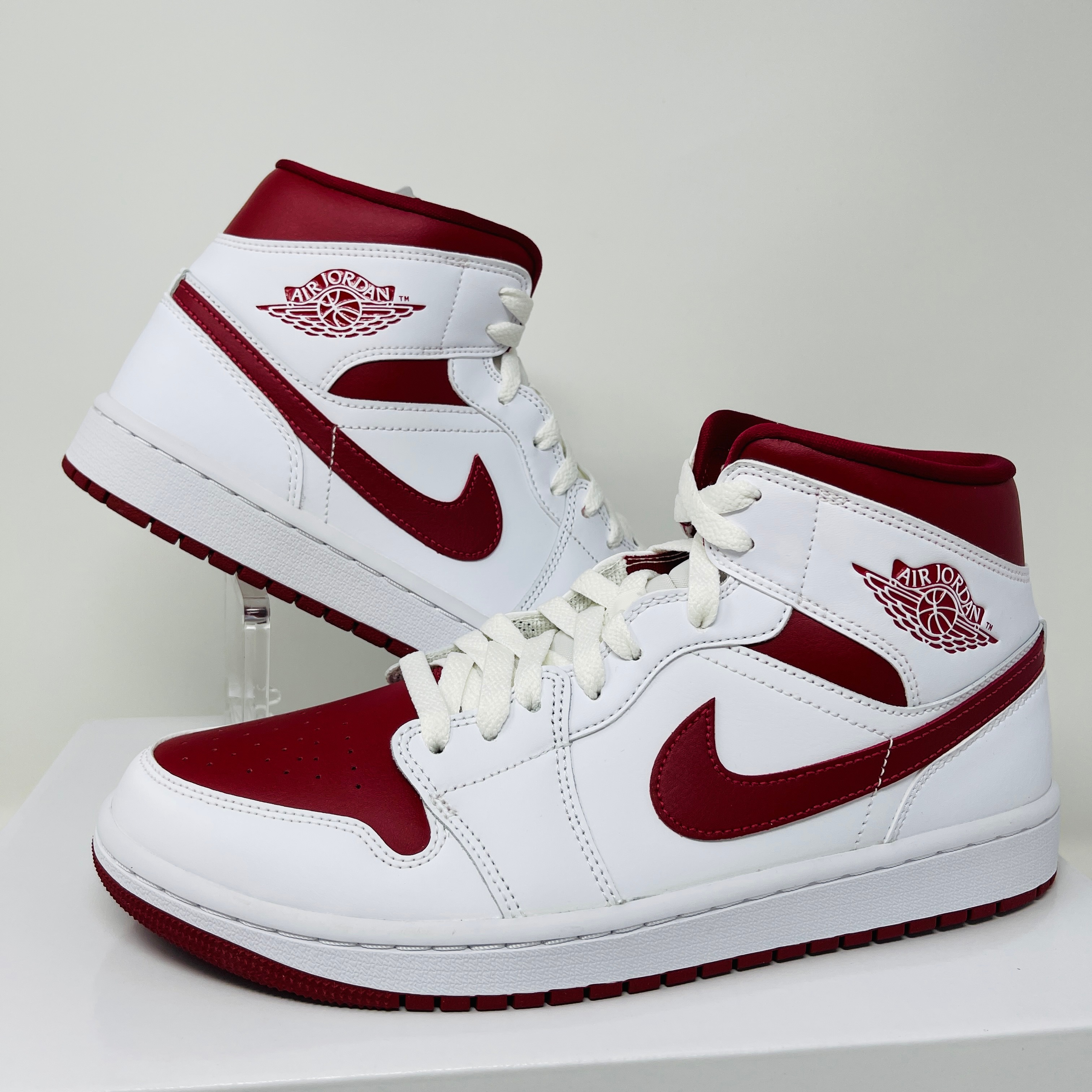 エアジョーダン1 ミッド レディース スニーカーBQ6472-161