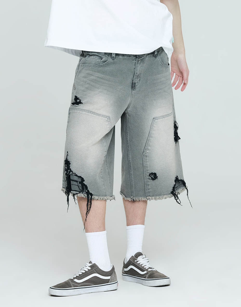 MENS POCKET DENIM SHORTS - GREY