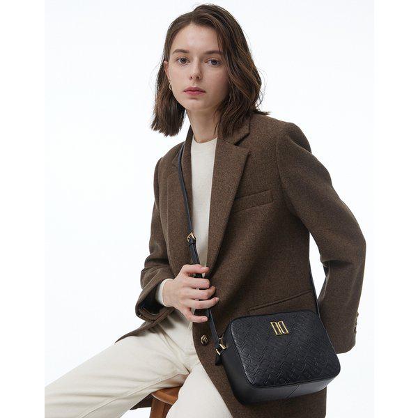 [25SS] [定番商品] ブラック DDロゴ 牛革 クロスバッグ WCBA5E523BK