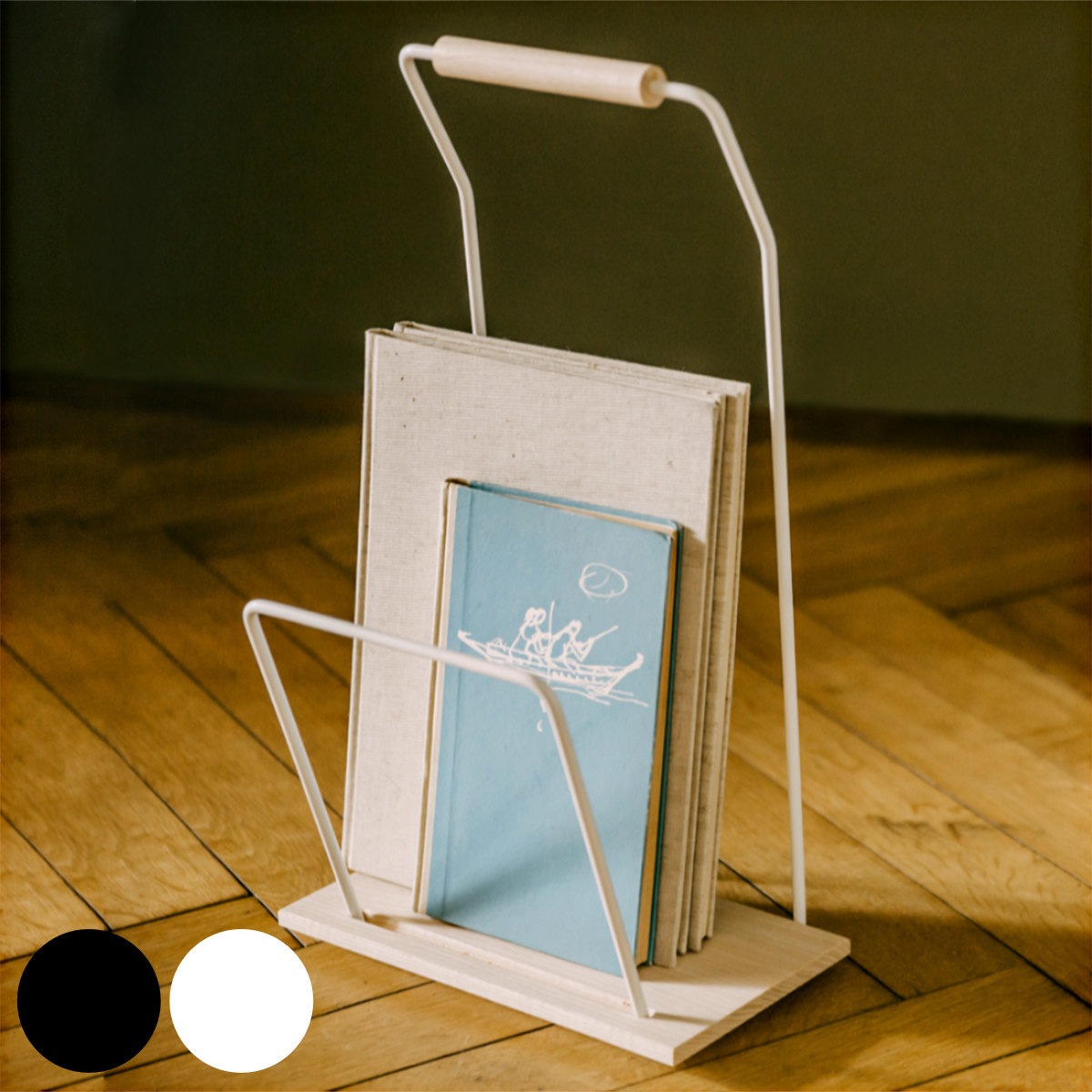 マガジンラック サイドバイサイド Newspaper Rack 木製 北欧 マガジンスタンド マガジン収納 本 雑誌 収納 天然木 持ち手付き スリム ディスプレイ 持ち運び おしゃれ