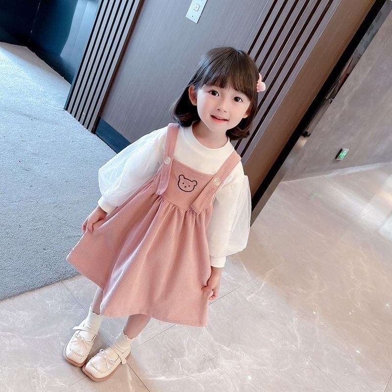 子供服の女の子のドレスツーピースのかわいいクマのサスペンダースカート韓国風キッズ