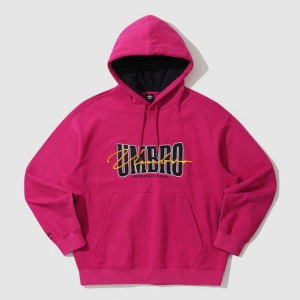 フード付きスウェットシャツ JQS UP421CHDN4-MGT 裏起毛レタリングフード付きTシャツ / MAGENTA