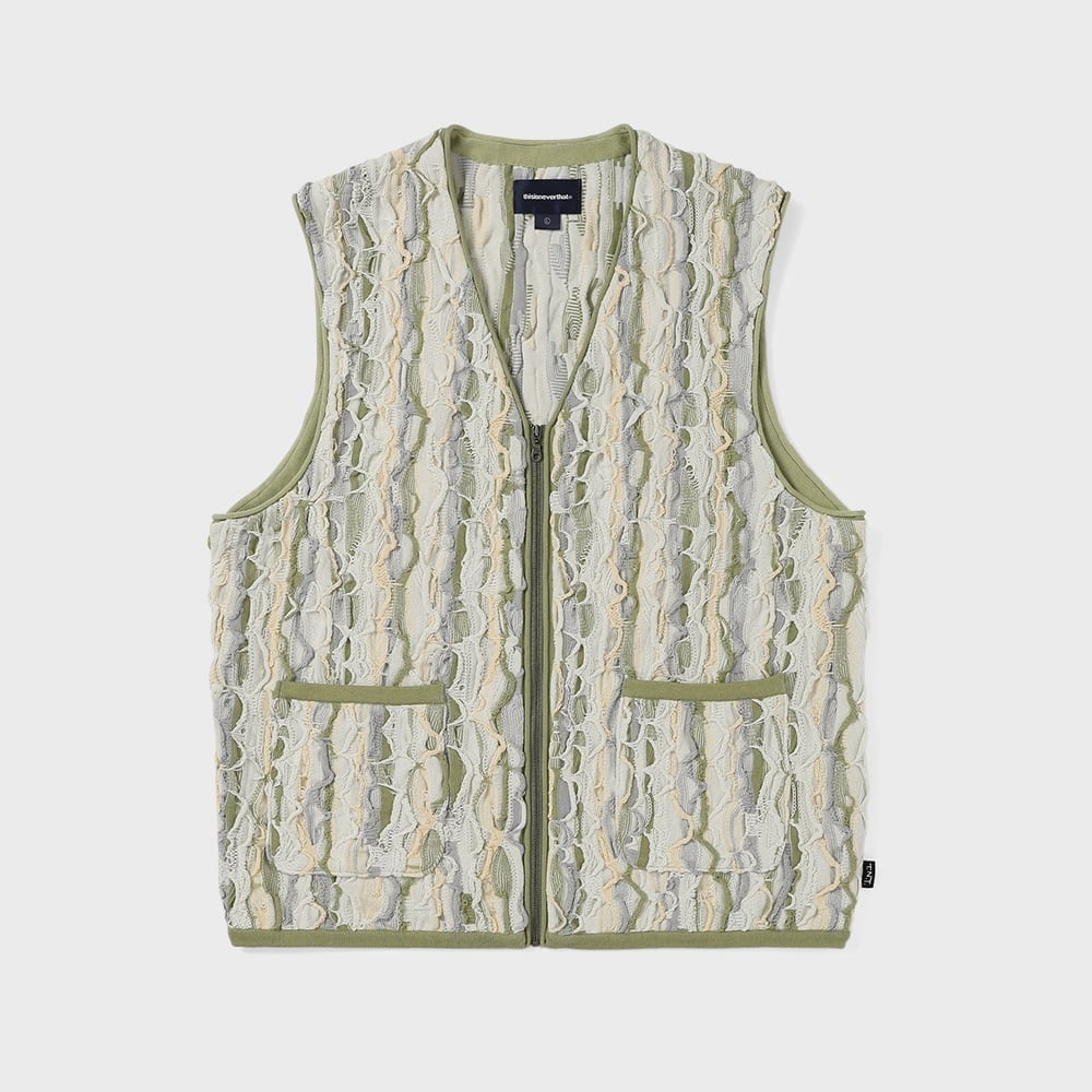 ディス・イーズ・ネヴァー・ザット 3D ケーブルニットベストベージュ 13,383円