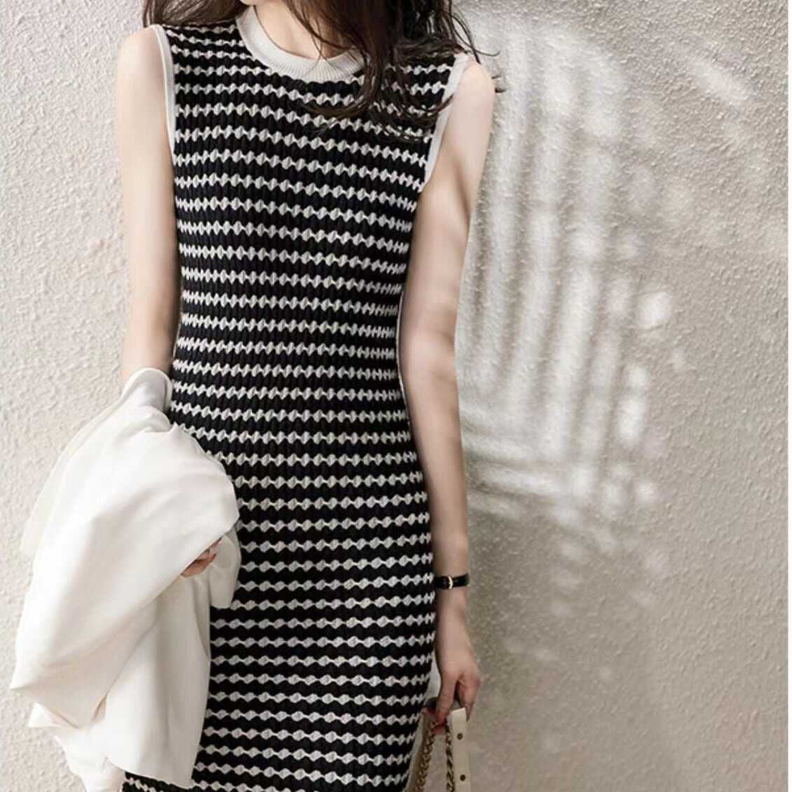 ワンピース 上着 人気 おすすめ おしゃれ お洒落 激安 安い プチプラ 肩出し ノースリーブ ラウンドネック 丸首 柄 ストライプ コットン 綿 可愛い かわいい 韓国 シンプル lone