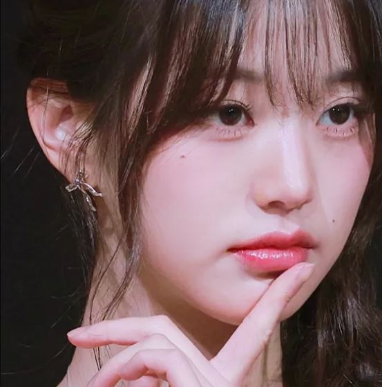IVE WONYOUNG /(G)I-DLE ミンニ 着用 リボンイヤリング [100%正規品] 4,734円